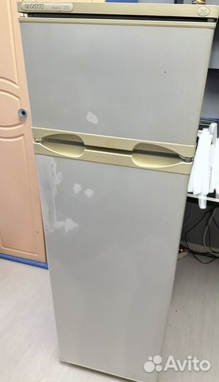 Холодильник бу