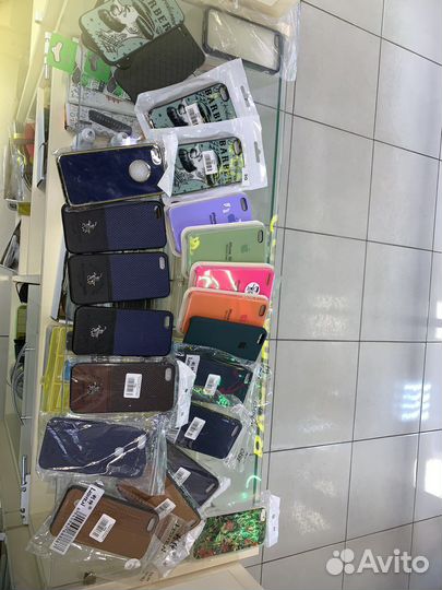 Чехол на iPhone