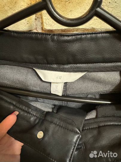 Кожаные брюки hm