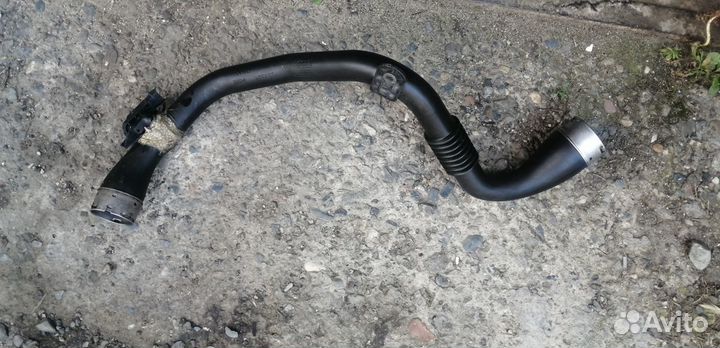 Патрубок интеркулера Рено Лагуна 3.№ 8200837118
