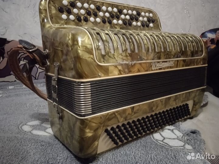 Продам Баян немецкий