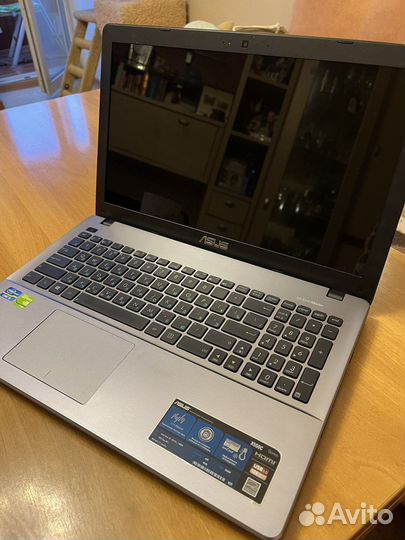 Ноутбук asus