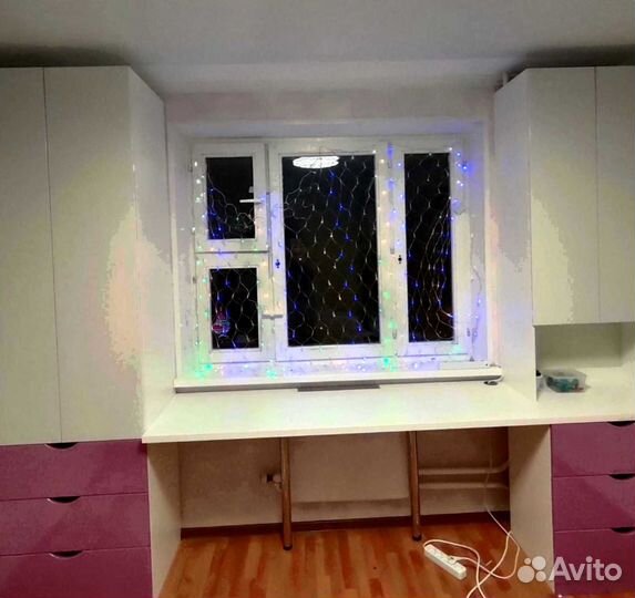 Рабочая зона у окна