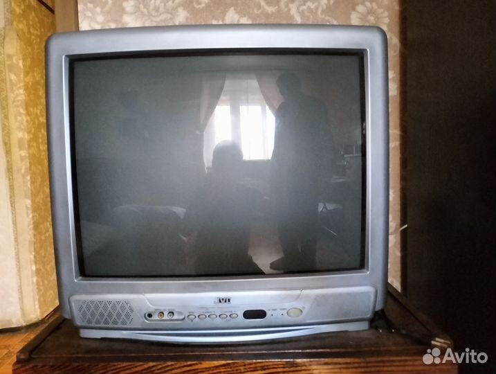 Телевизор JVC