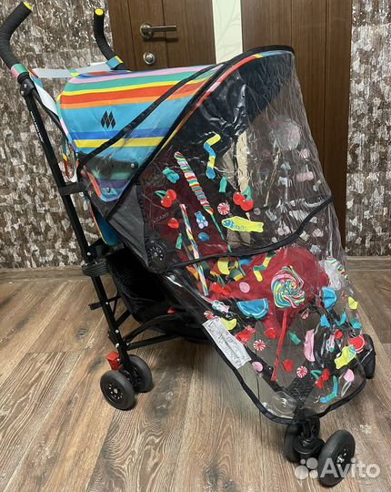 Коляска Maclaren Volo