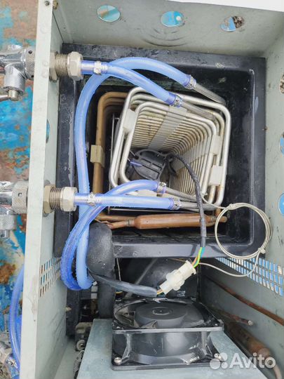 Холодильник минибар