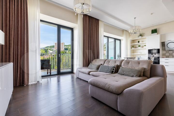 3-к. квартира, 105 м², 7/27 эт.