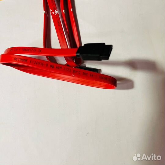 Кабель SATA