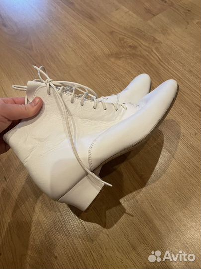 Обувь для танцев