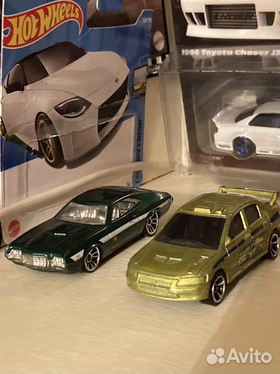 Hot wheels машинки