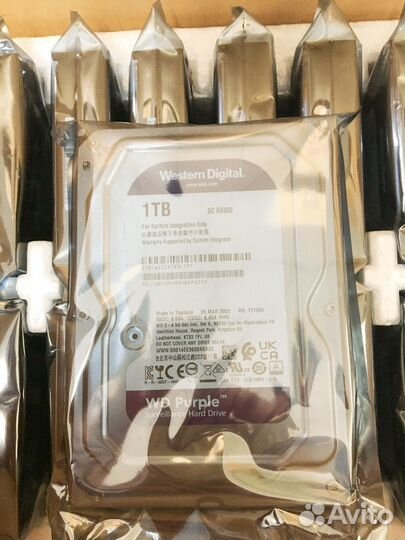 Дёсткий диск Western Digital 1Tb WD10pyrz