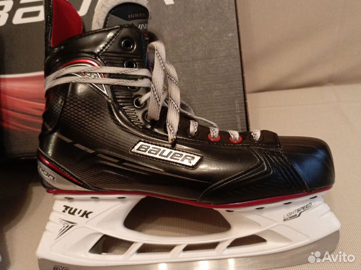 Хоккейные коньки bauer vapor 500