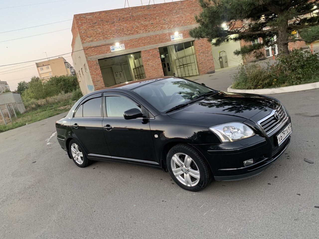 Toyota Avensis: фото владельца