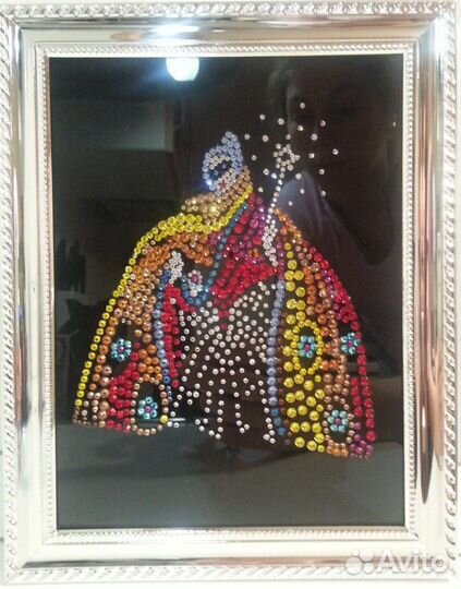 Инкрустация стразами Сваровски на заказ, использую