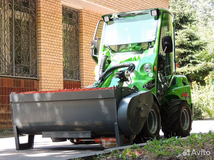 Бетоносмесительный ковш для мини-трактора Avant