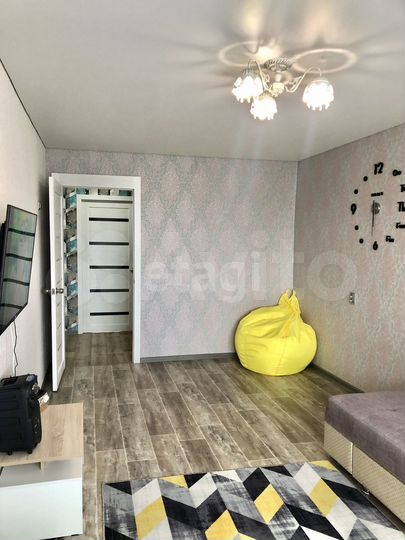 2-к. квартира, 47 м², 3/5 эт.