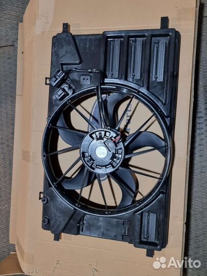 Вентилятор охлаждения двс Ford Transit 2014-2022