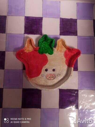 Декоративная тарелочка для украшений Свинка