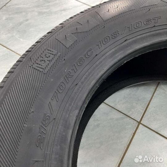 Nexen CP 521 215/70 R16C 108