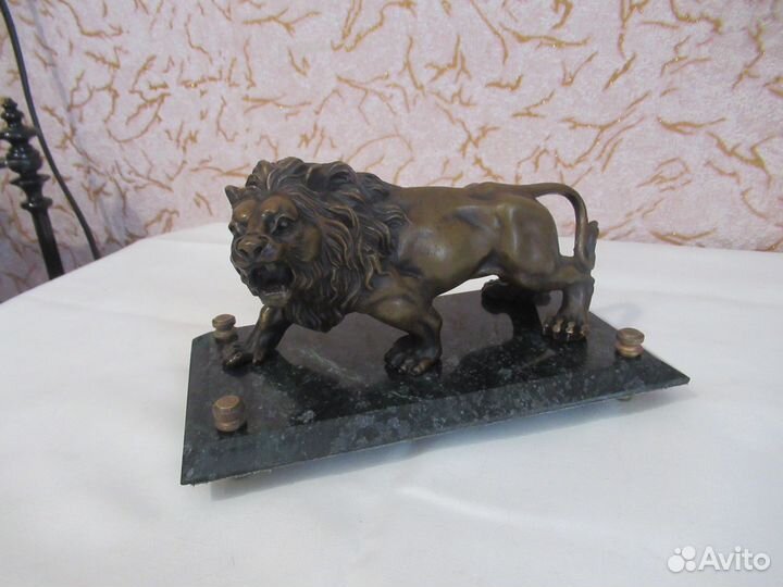 Статуэтка Лев бронза