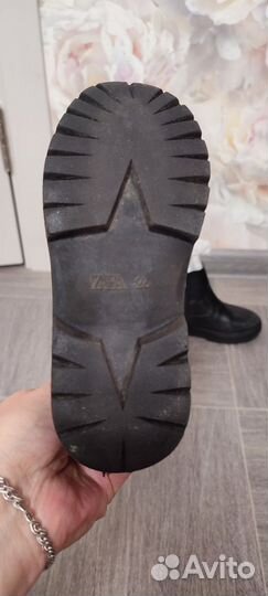 Сапоги zara для девочки 26р