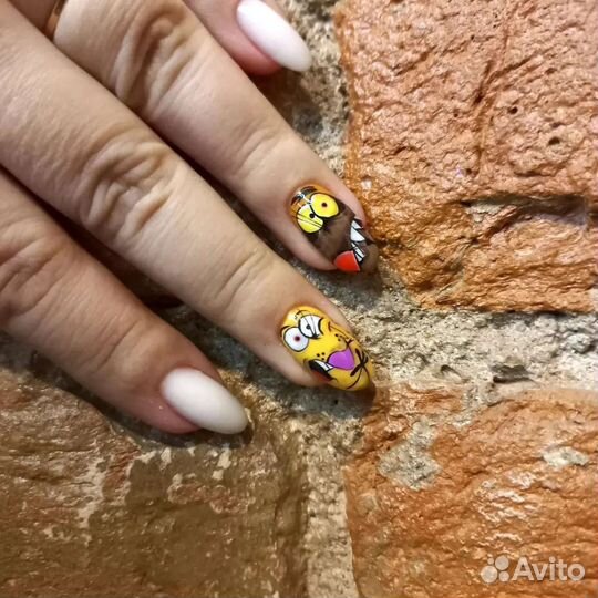 Мастер ногтевого сервиса