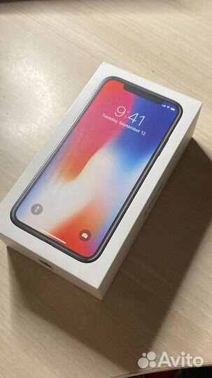 iPhone X, 64 ГБ