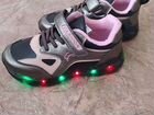 Светящиеся кроссовки для девочки объявление продам