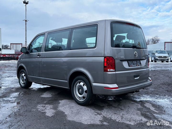 Volkswagen Multivan 2.0 AMT, 2022