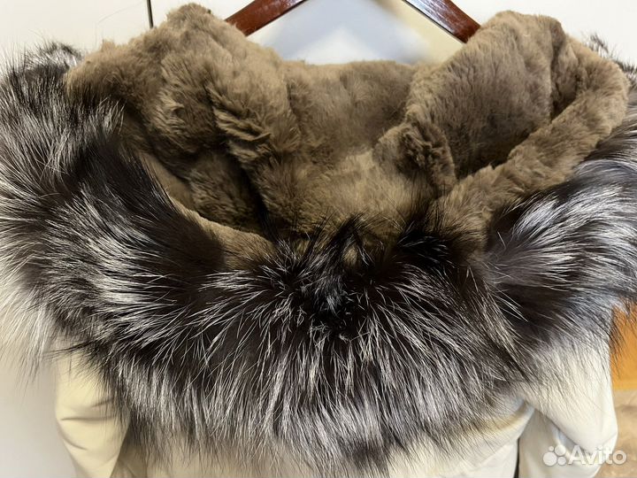 Зимняя парка с натуральным мехом новая