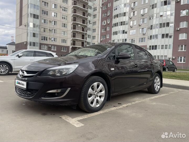 Opel Astra 1.6 МТ, 2013, 109 000 км