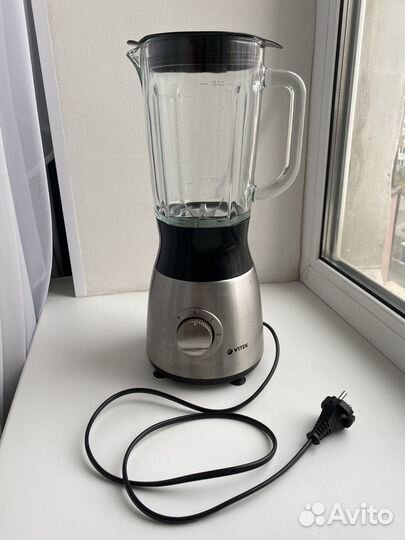 Настольный блендер vitek VT-1474