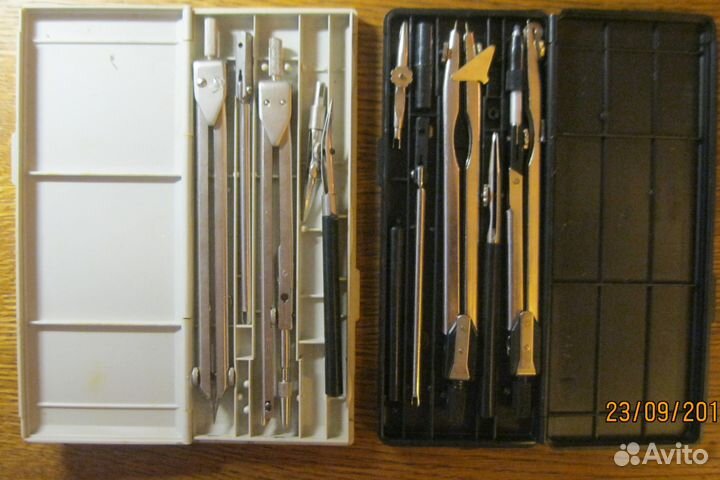 Готовальни СССР -2шт, перья ученические,счеты