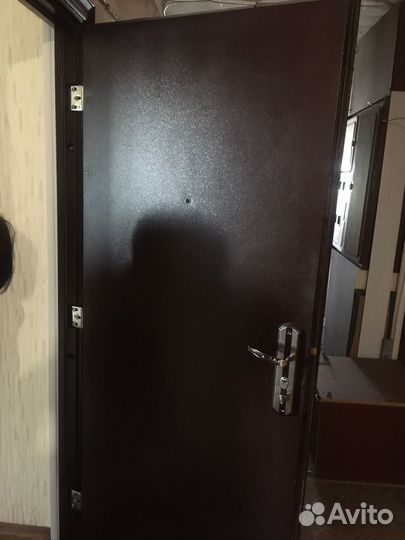 Дверь входная металлическая