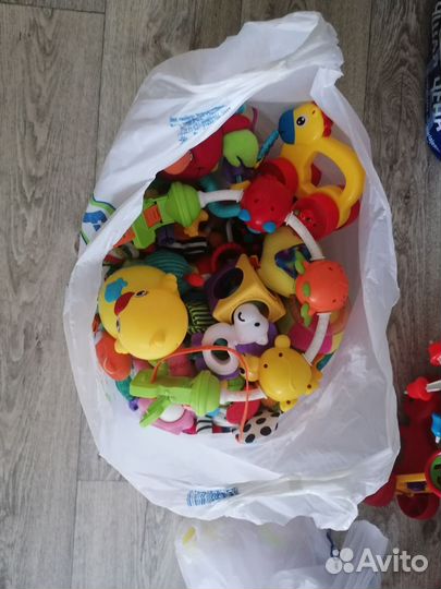 Большой пакет игрушек 0+