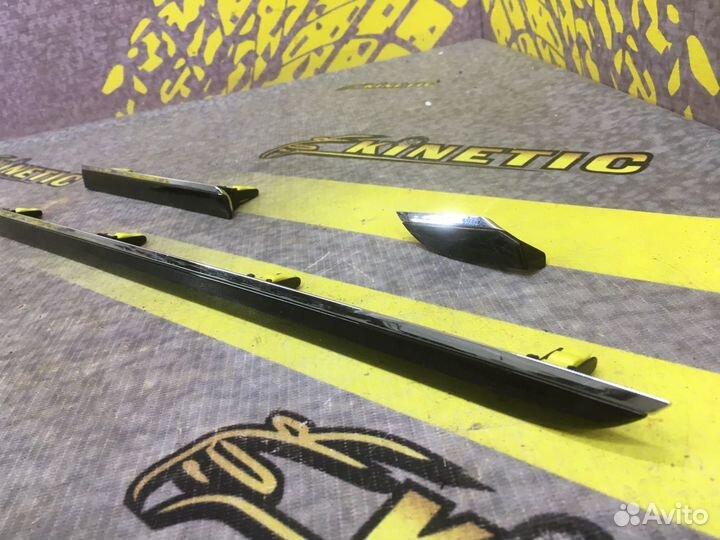 Накладка декоративная торпедо Джили Эмгранд ес-7