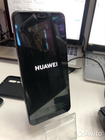 HUAWEI P20 Pro, 6/128 ГБ