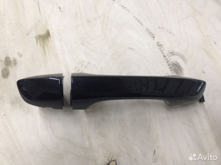 Правая ручка двери Tiguan 2