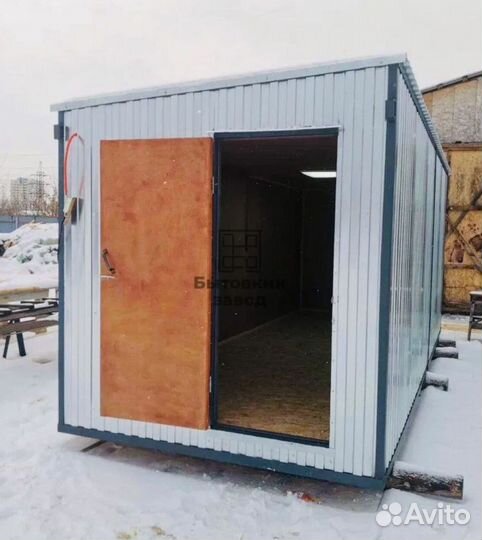 Блок контейнеры металлические. Вагончики для проживания