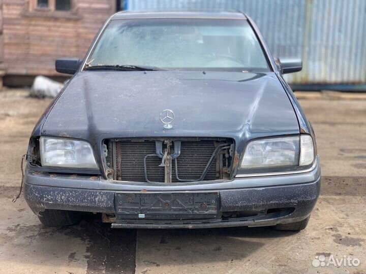В разбор Mercedes-benz C 180 W202