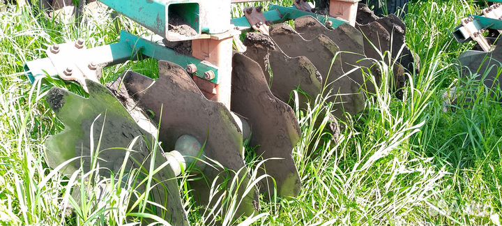 Рыхлитель бдт 7