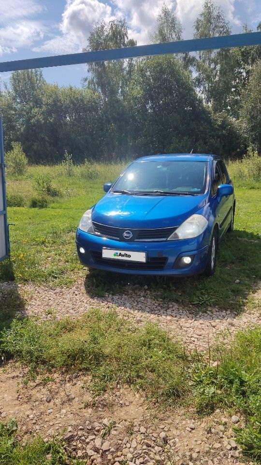 Nissan Tiida: фото владельца