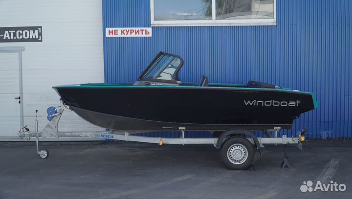 Windboat 4.6 DCX