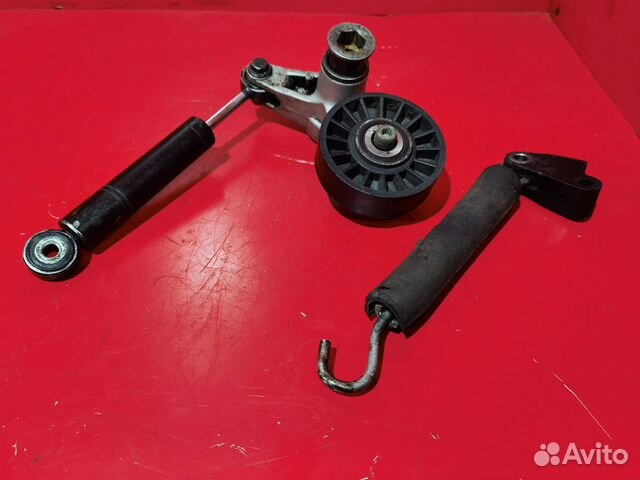 Механизм натяжения ремня Мерседес Спринтер 95-2000