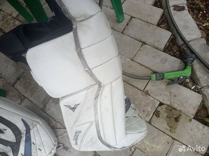 Вратарские щитки vaughn sr