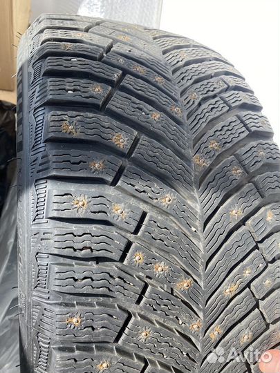 Michelin X-Ice North 4 255/35 R19 и 295/30 R20 101H