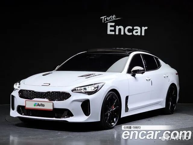 Kia Stinger 3.3 AT, 2022, 33 500 км
