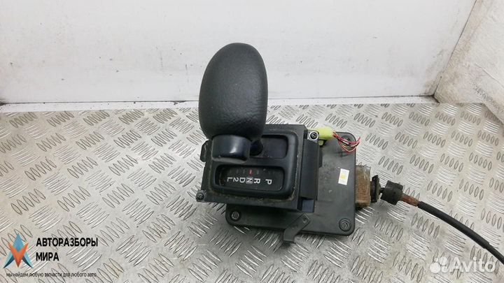 Кулиса Suzuki Grand Vitara рест. 2004