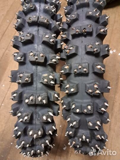 Шипованный mitas 454