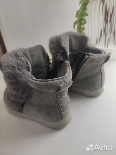 Сапожки демисезонные для девочки 23